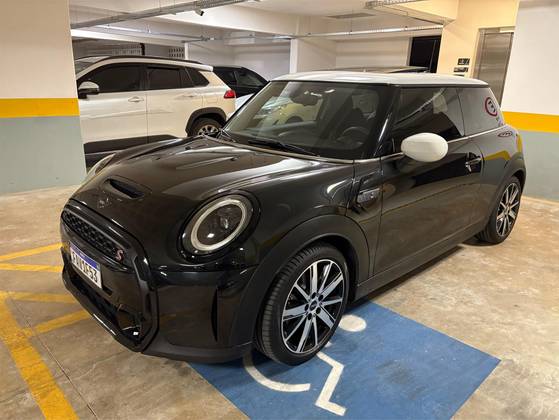 MINI COOPER 2.0 16V TWINPOWER GASOLINA S EXCLUSIVE 2P STEPTRONIC